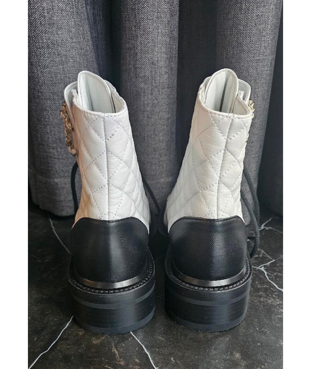 CHANEL Белые кожаные ботинки, фото 4