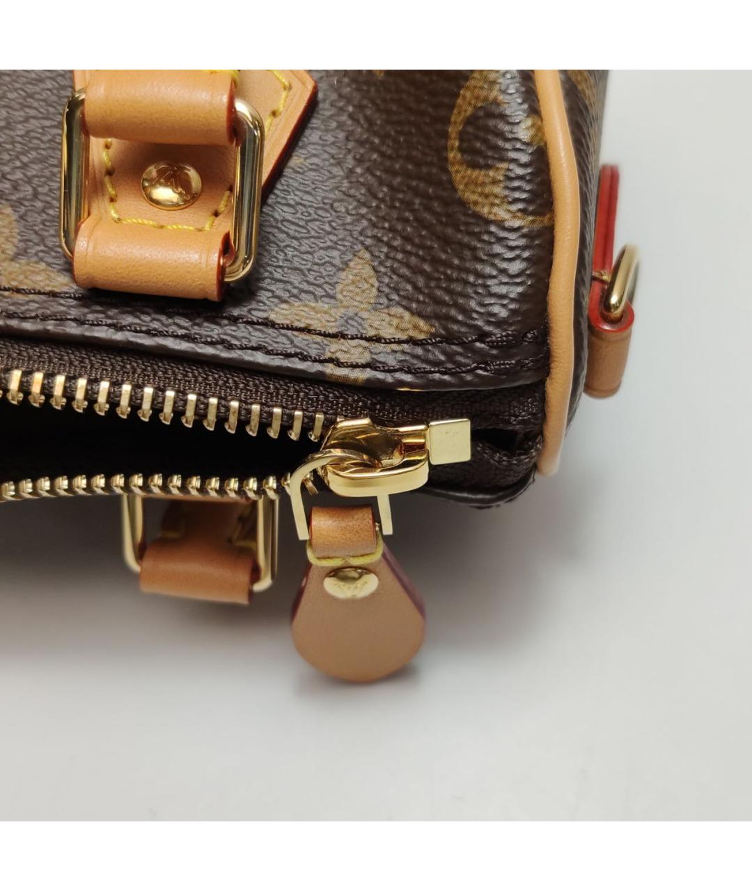 LOUIS VUITTON Коричневая сумка с короткими ручками, фото 6