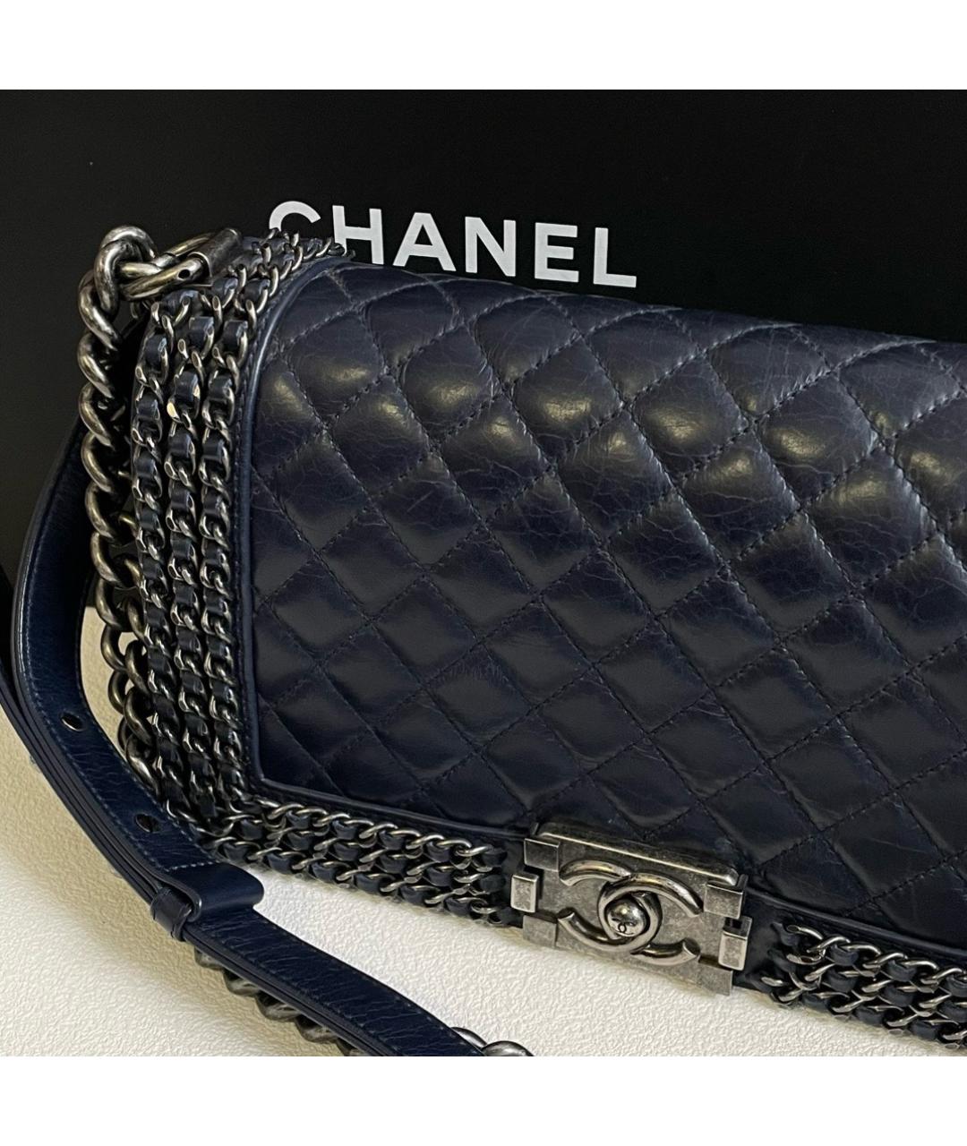 CHANEL Темно-синяя кожаная сумка через плечо, фото 2