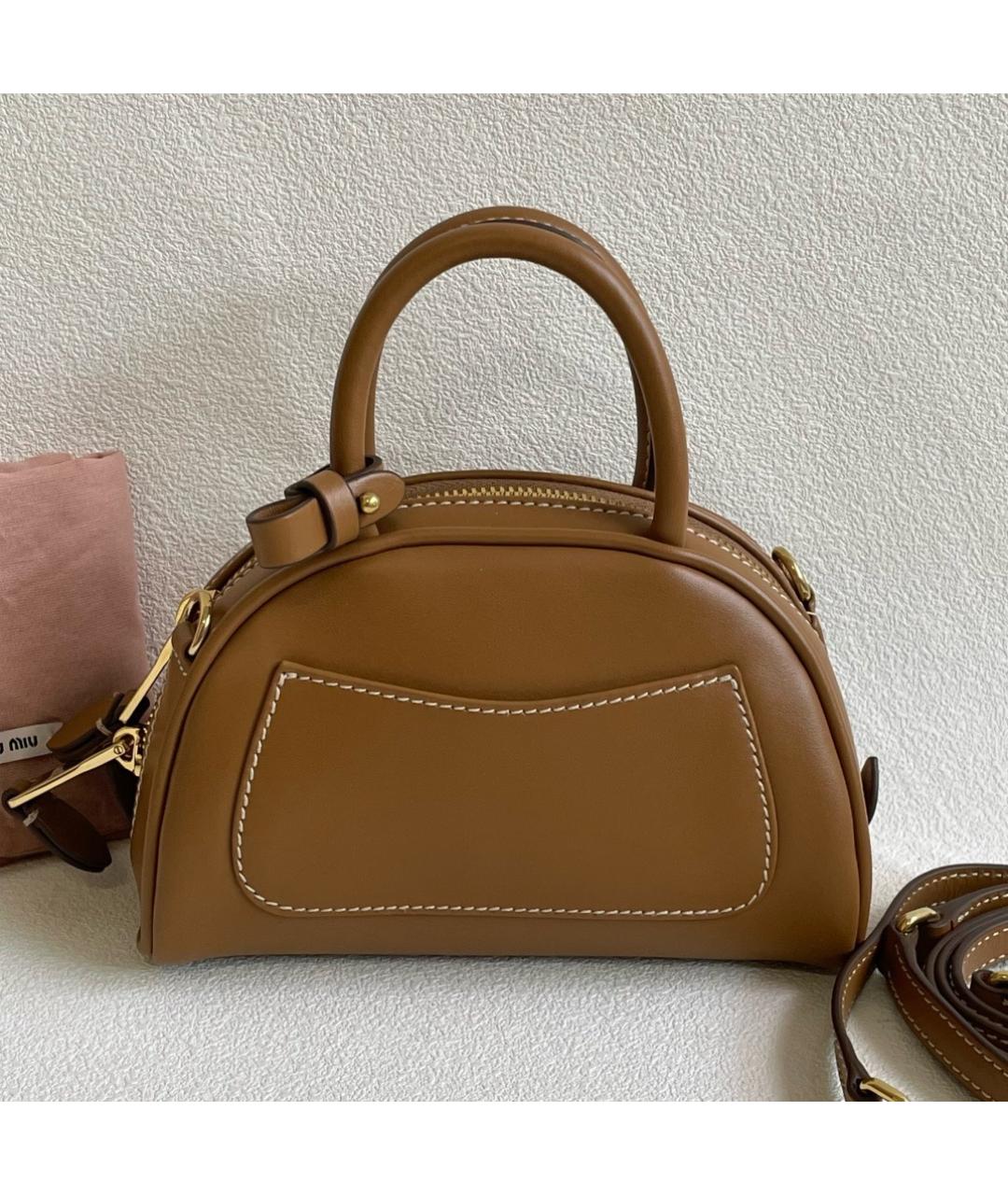 MIU MIU Коричневая кожаная сумка с короткими ручками, фото 3