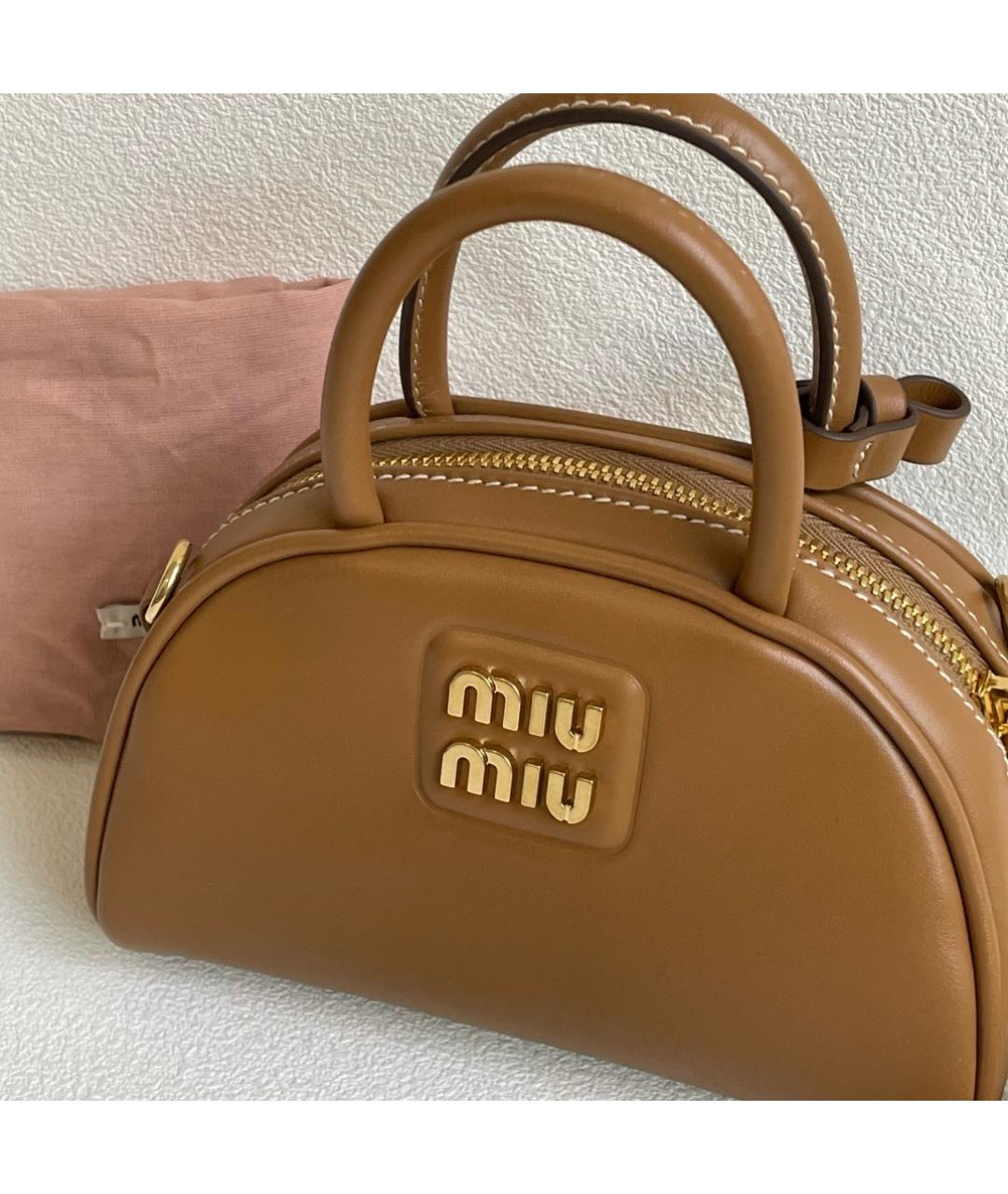 MIU MIU Коричневая кожаная сумка с короткими ручками, фото 2
