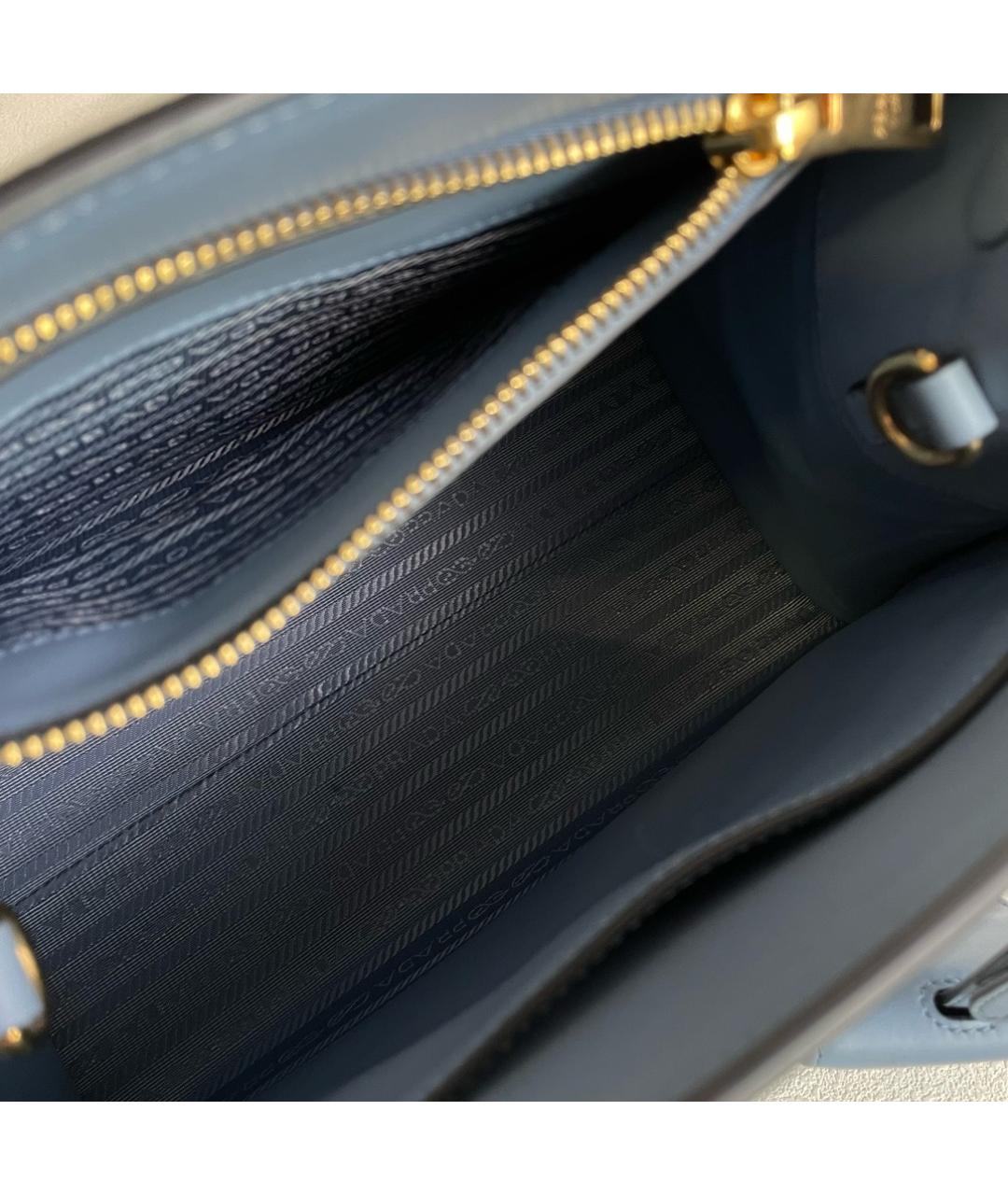 PRADA Голубая кожаная сумка с короткими ручками, фото 7