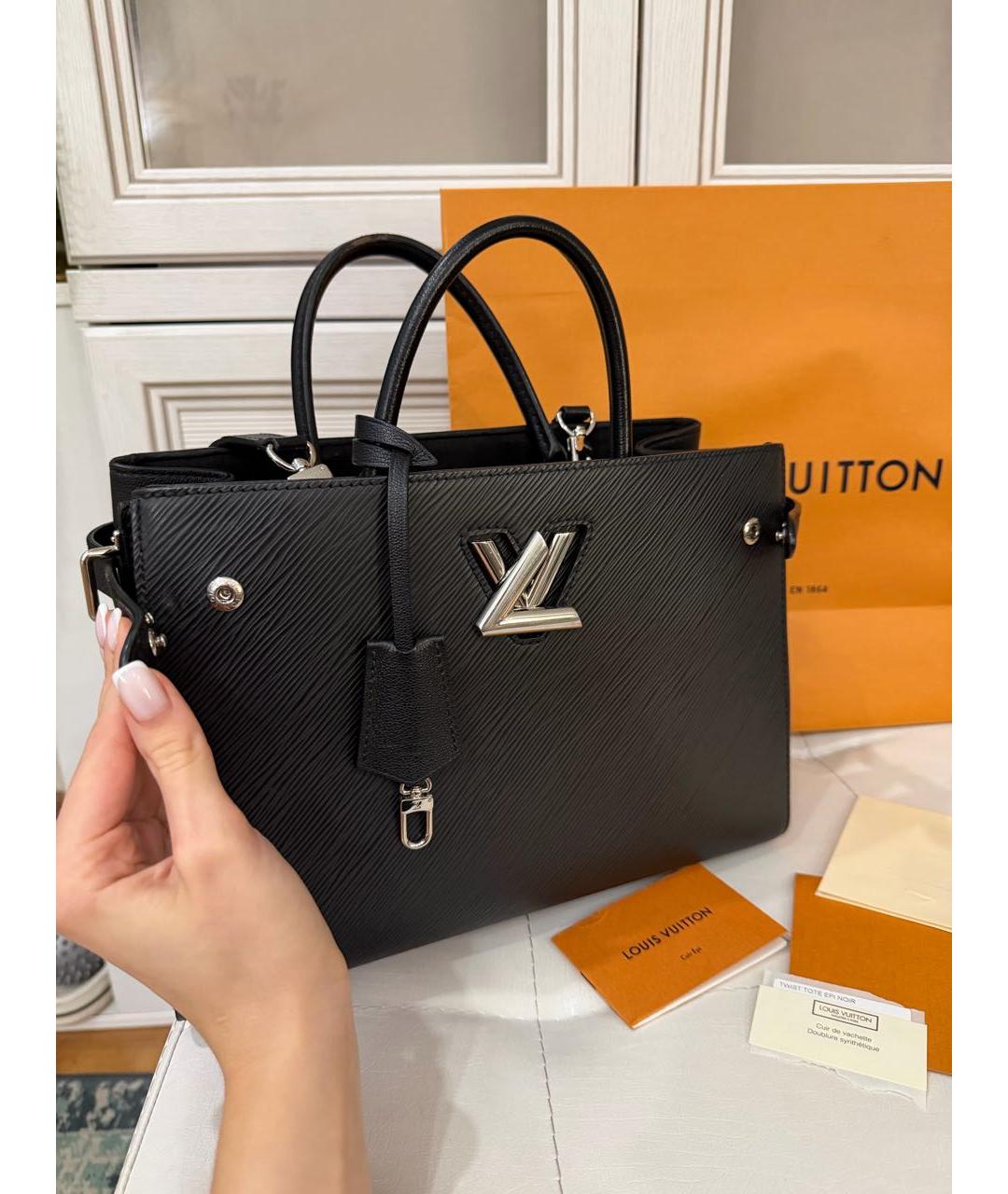 LOUIS VUITTON Черная кожаная сумка с короткими ручками, фото 7