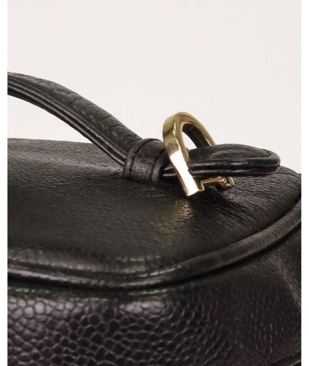 CHANEL BEAUTY Черная кожаная сумка через плечо, фото 6