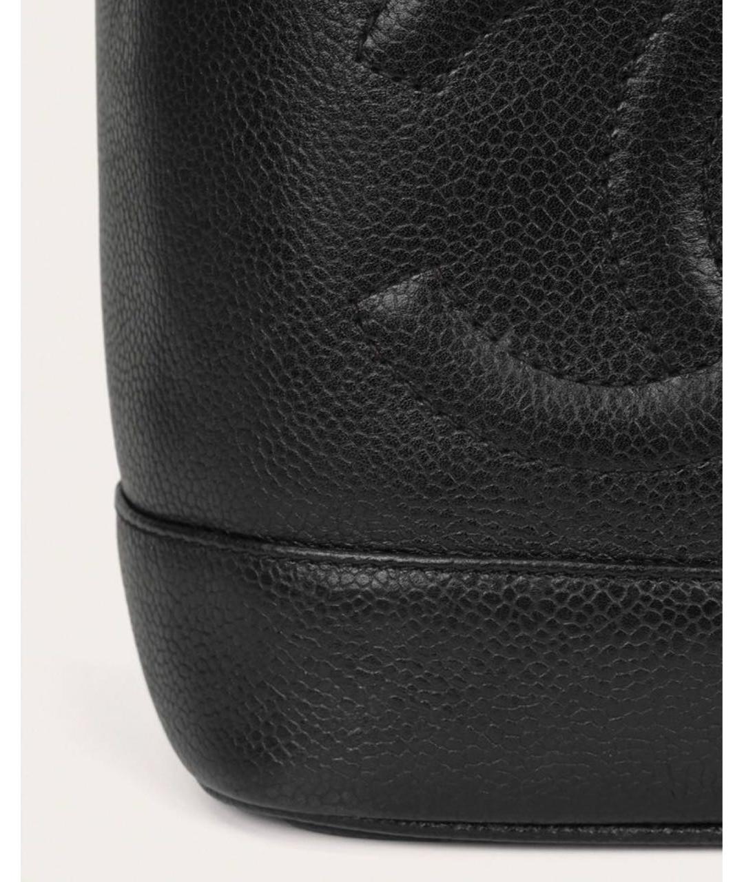 CHANEL BEAUTY Черная кожаная сумка через плечо, фото 8