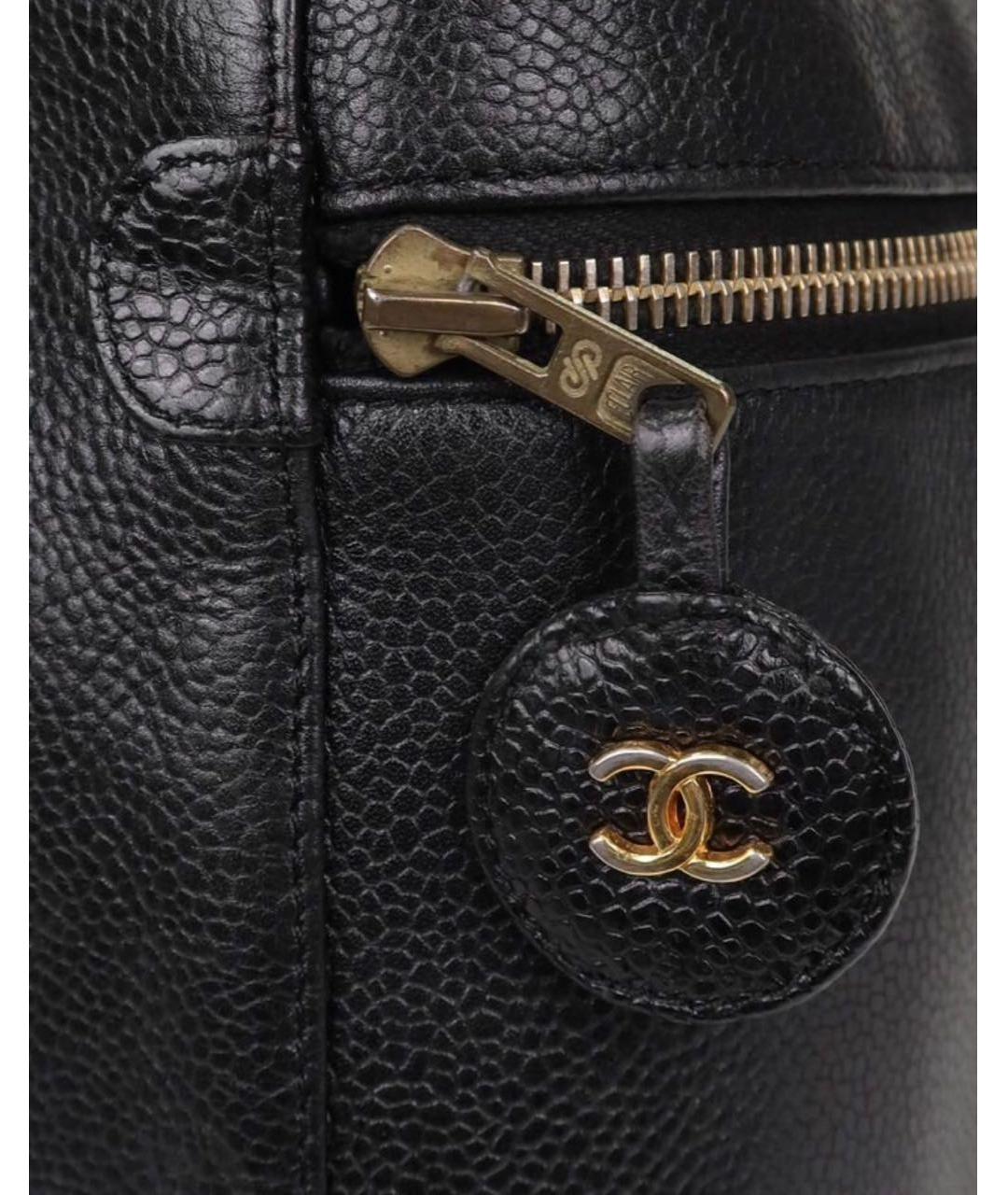 CHANEL BEAUTY Черная кожаная сумка через плечо, фото 7