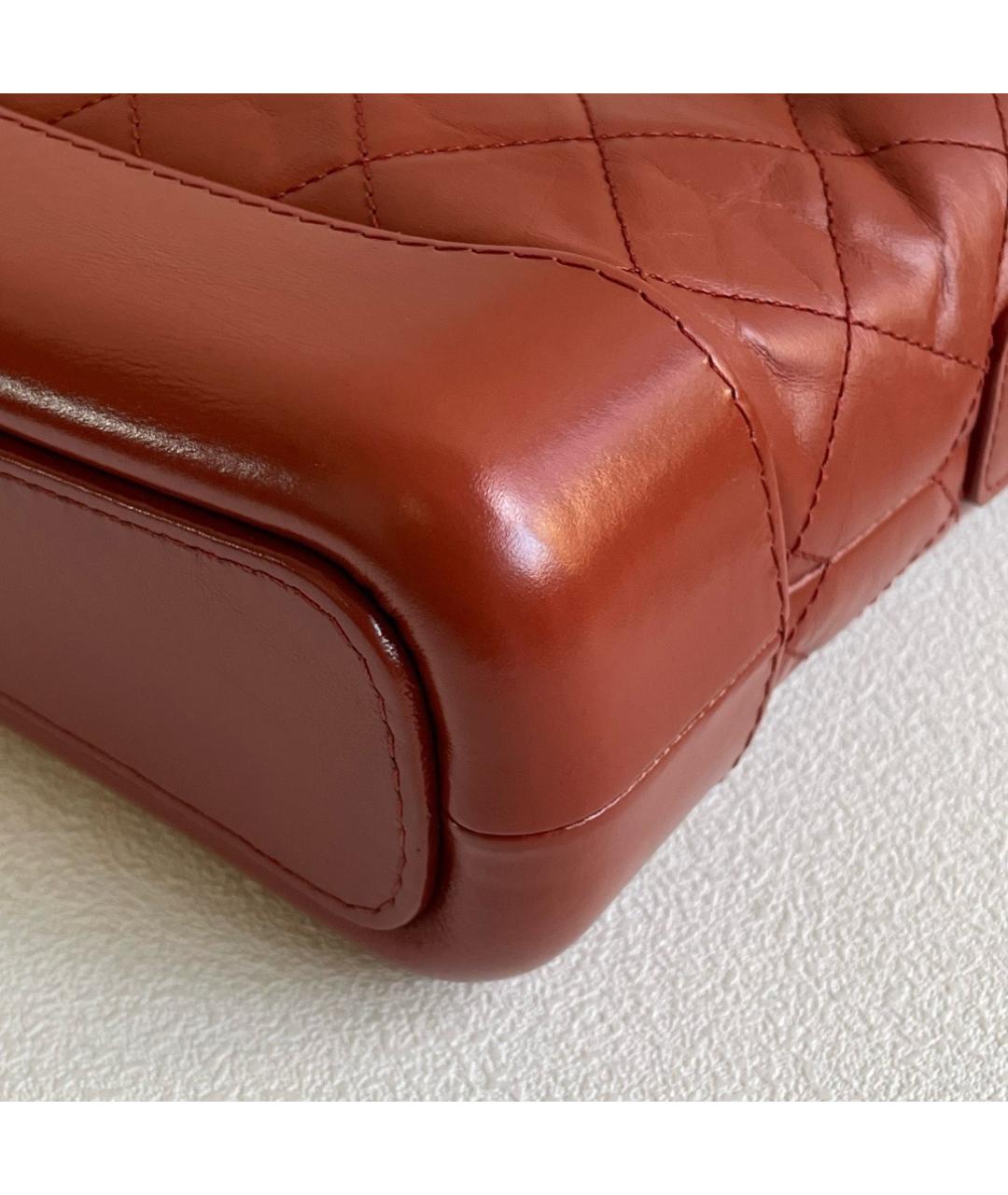 CHANEL Красная кожаная сумка через плечо, фото 6