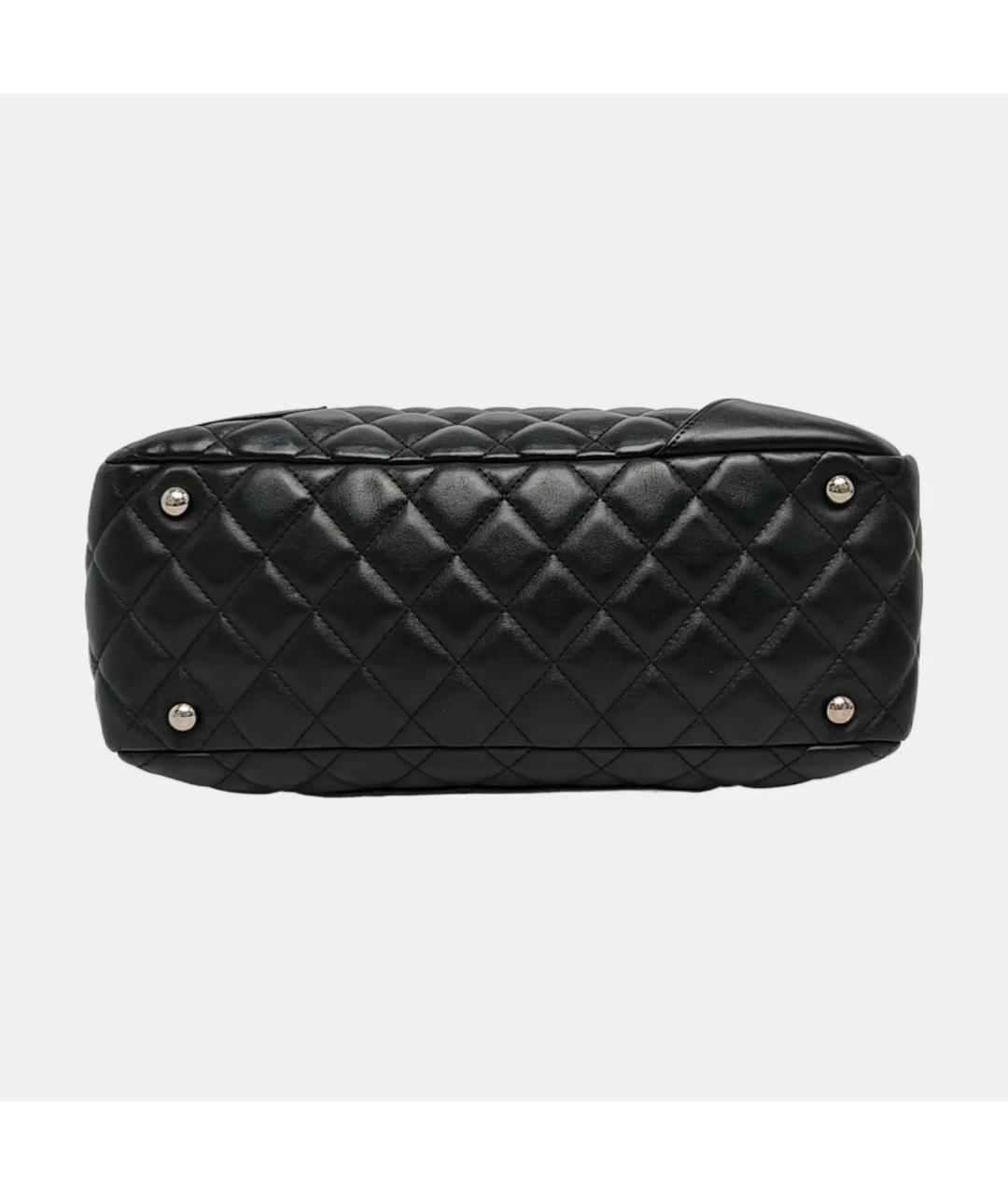 CHANEL Черная кожаная сумка с короткими ручками, фото 5