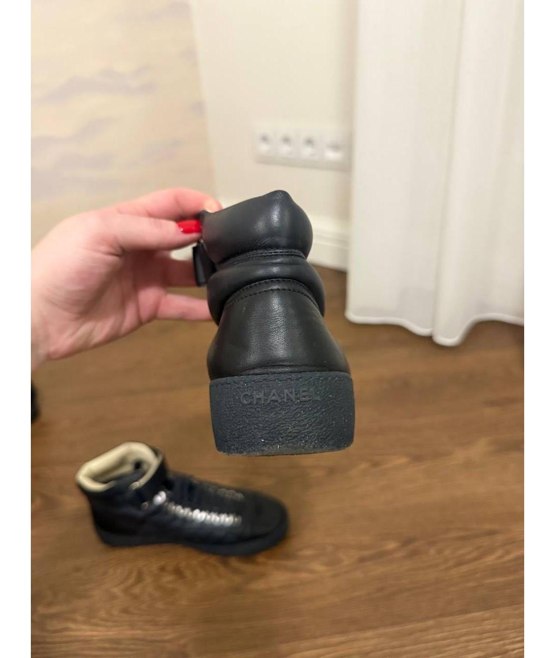 CHANEL Черные кожаные кеды, фото 4