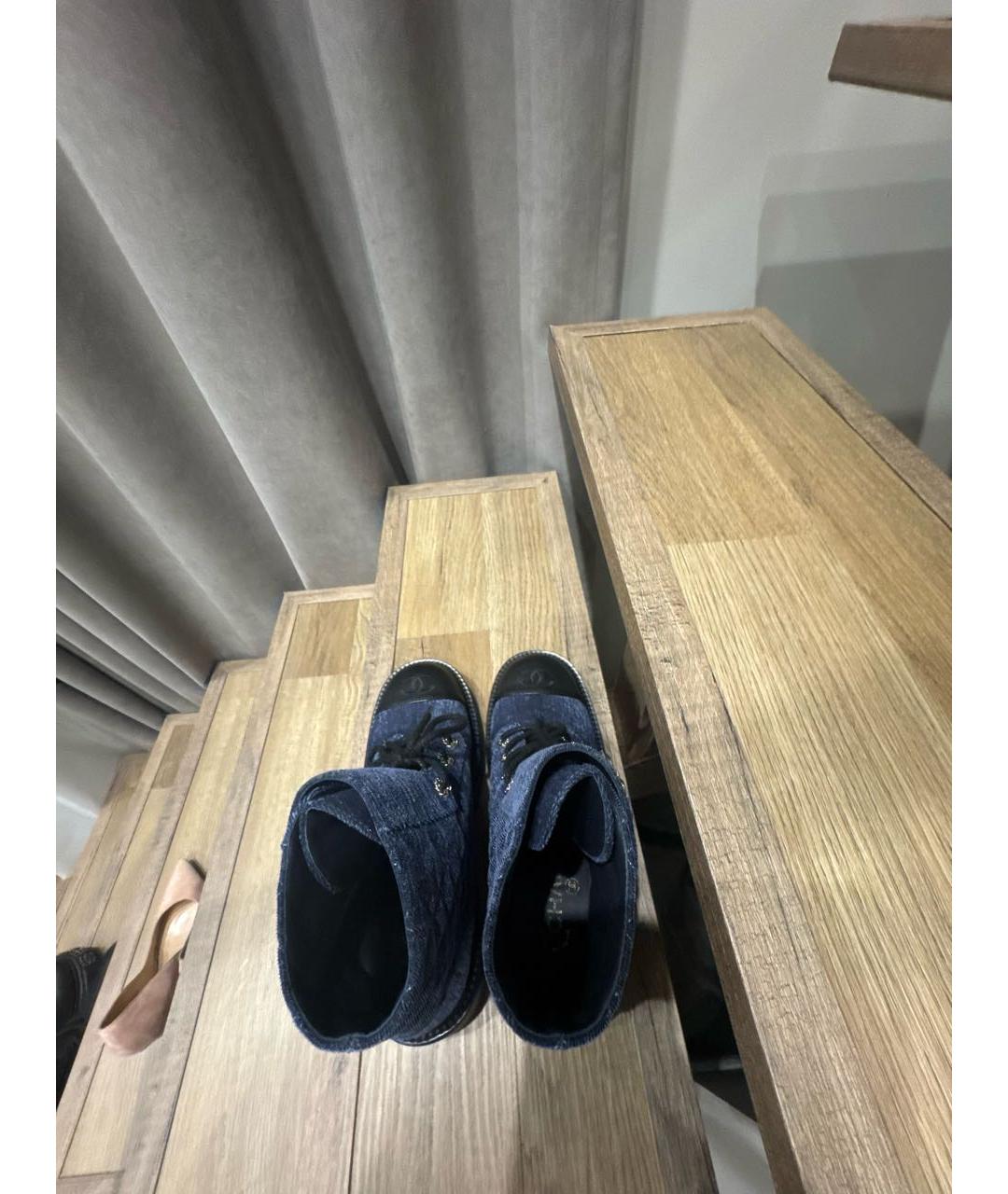 CHANEL Синие текстильные ботинки, фото 3