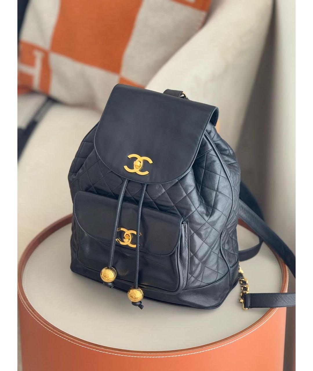 CHANEL Черный кожаный рюкзак, фото 2