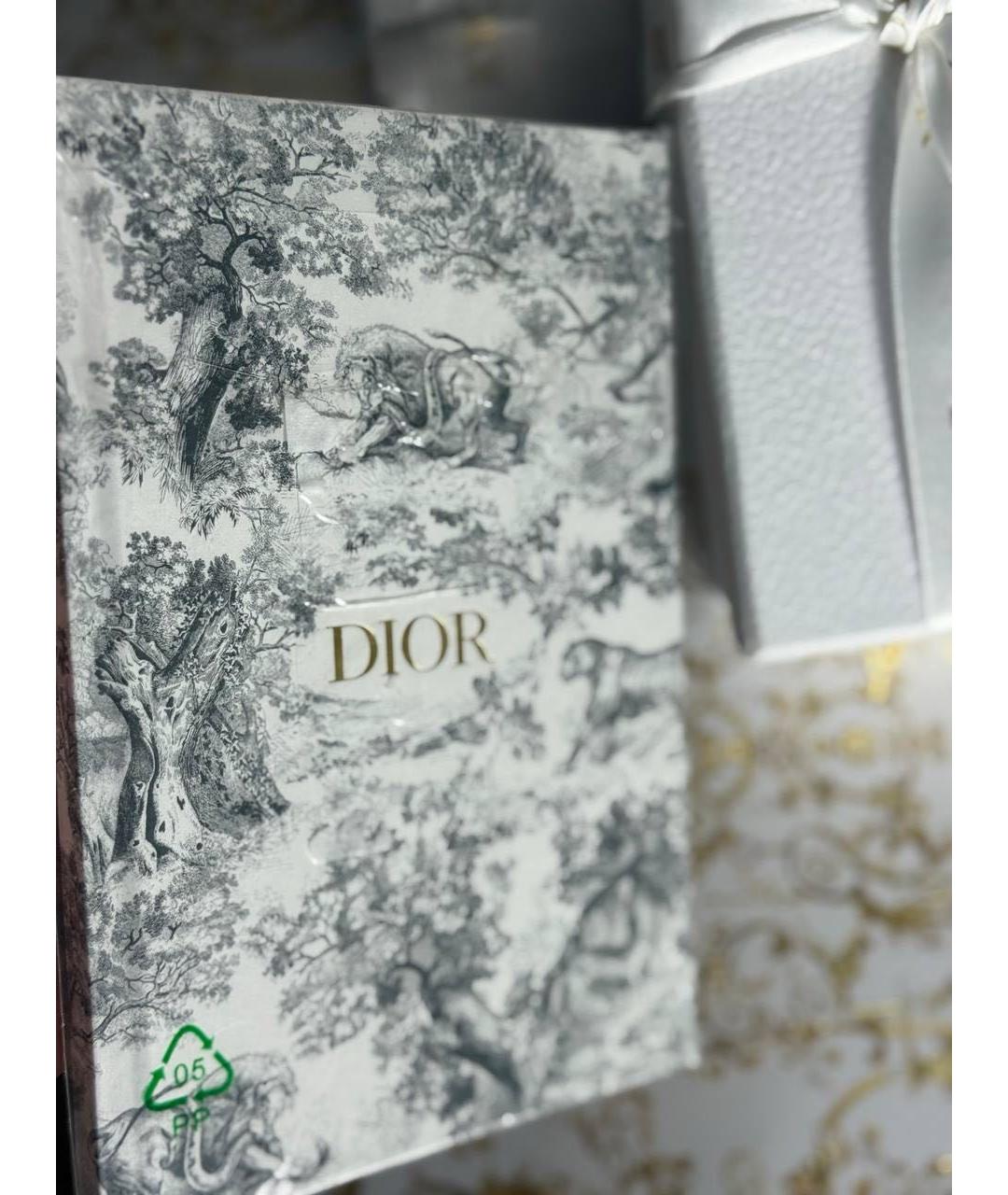 CHRISTIAN DIOR Книга, фото 3