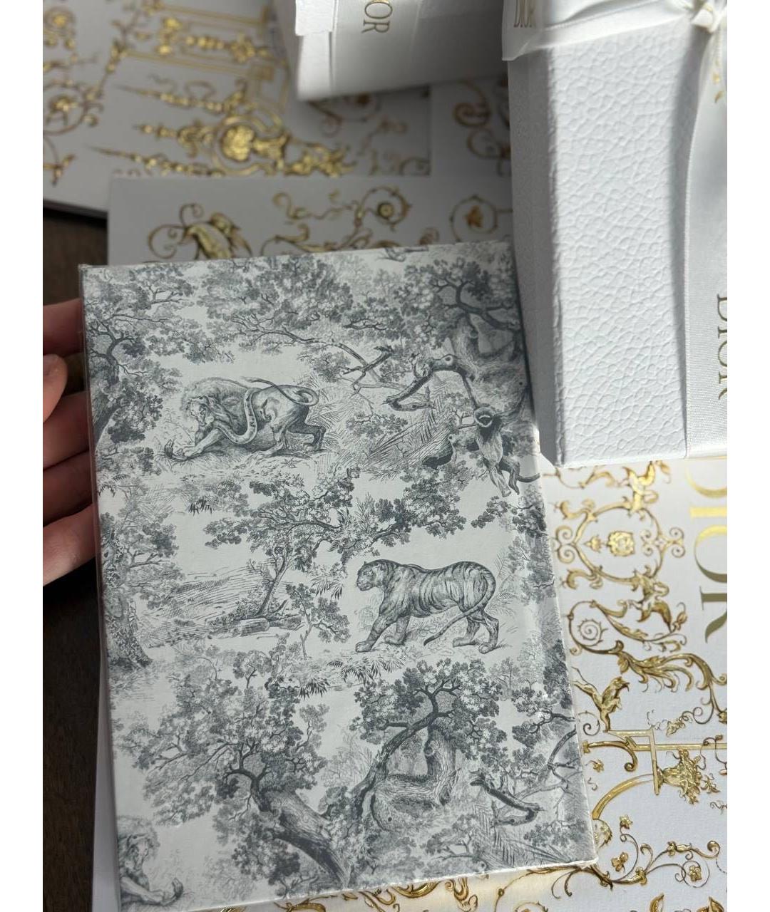 CHRISTIAN DIOR Книга, фото 4