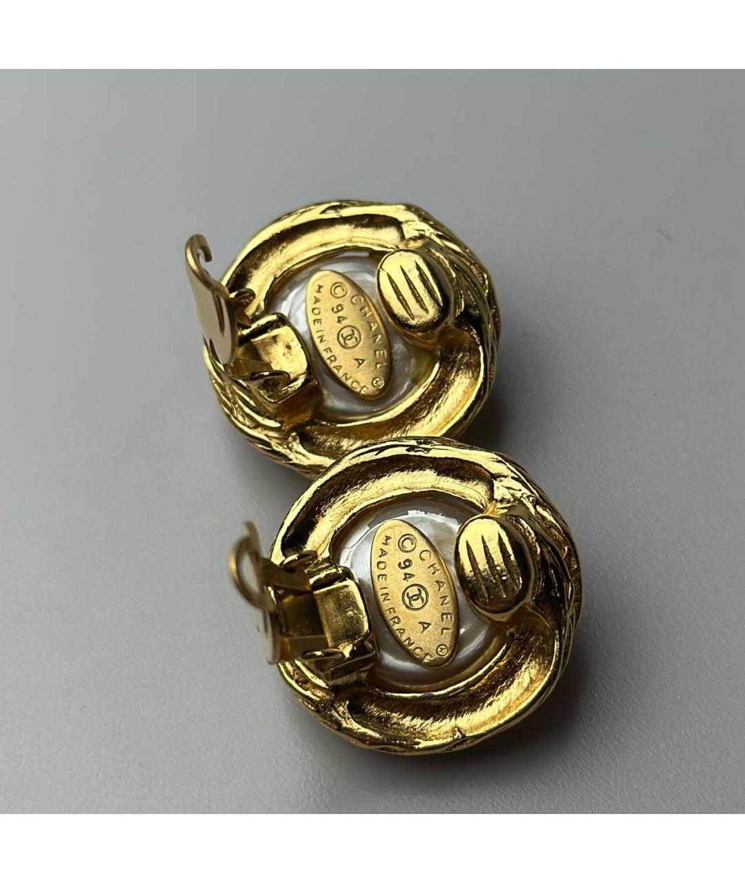 CHANEL Золотые металлические клипсы, фото 8