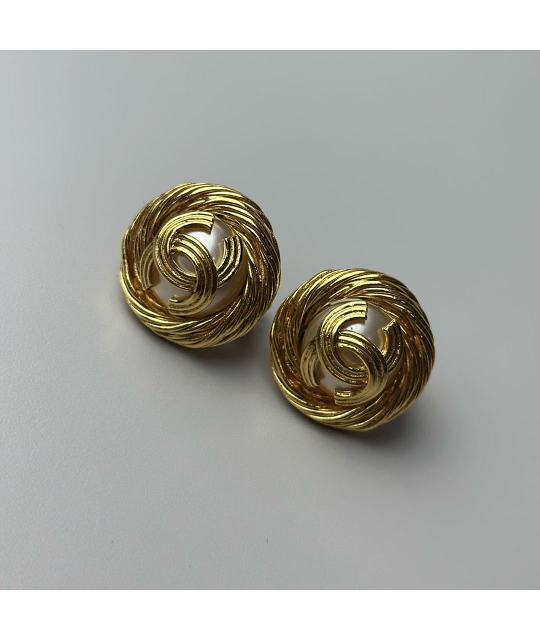 CHANEL Золотые металлические клипсы, фото 7