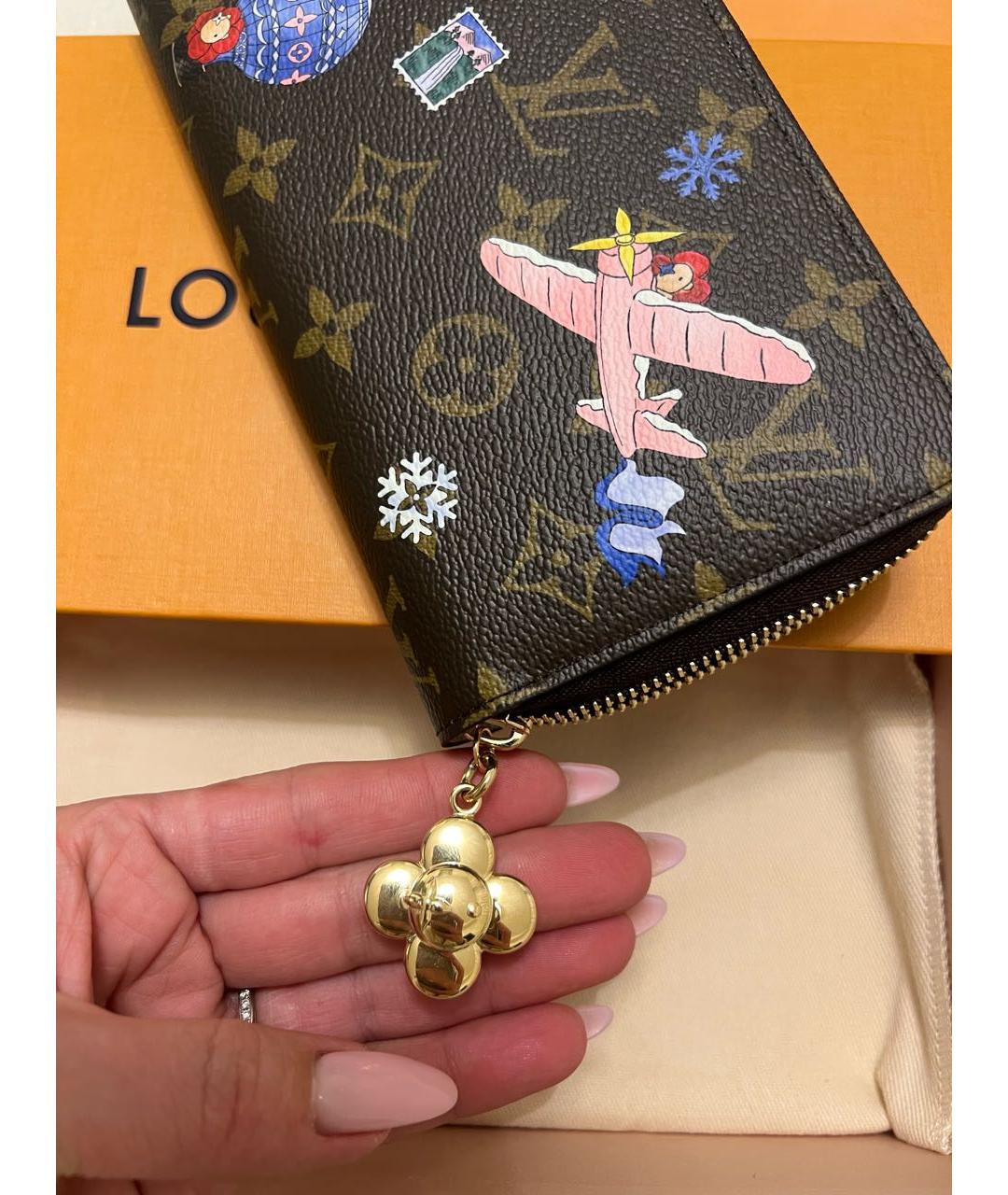 LOUIS VUITTON Коричневый кожаный кошелек, фото 5