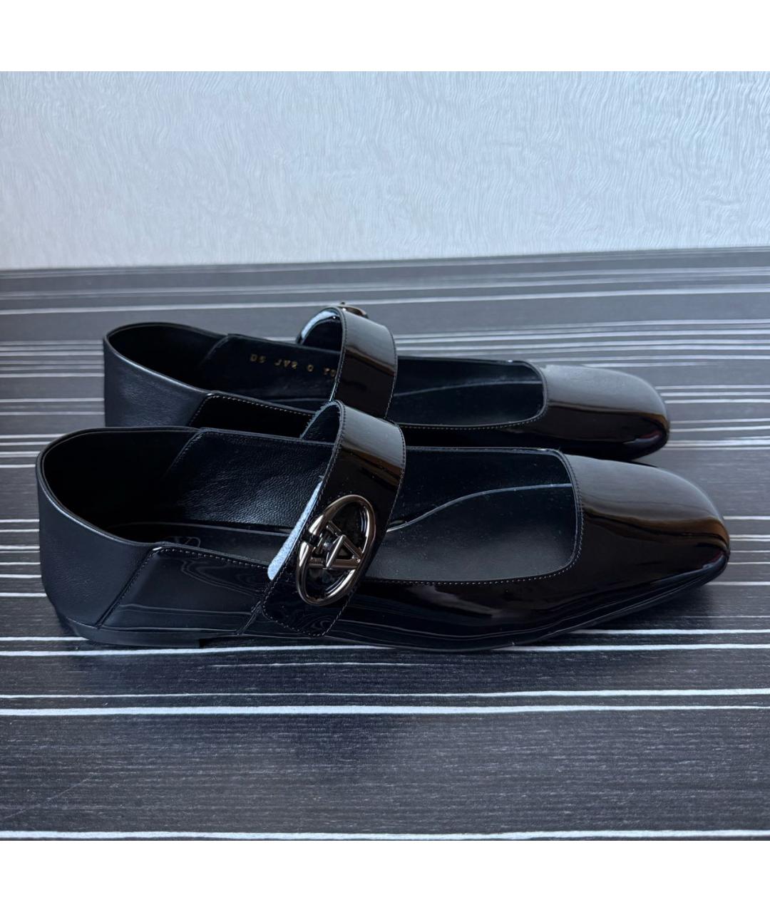 VALENTINO Черные балетки из лакированной кожи, фото 2
