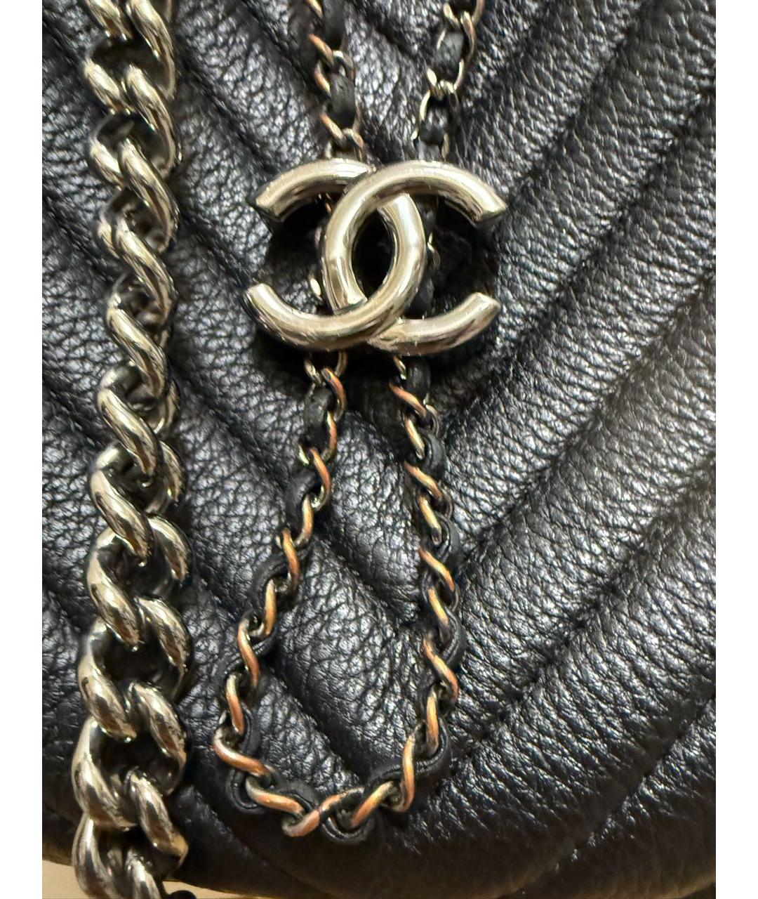 CHANEL Черная кожаная сумка с короткими ручками, фото 5