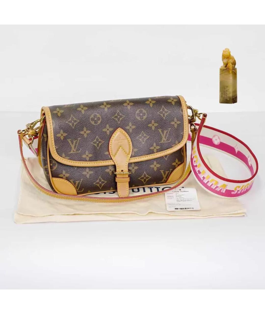 LOUIS VUITTON Коричневая сумка с короткими ручками, фото 9