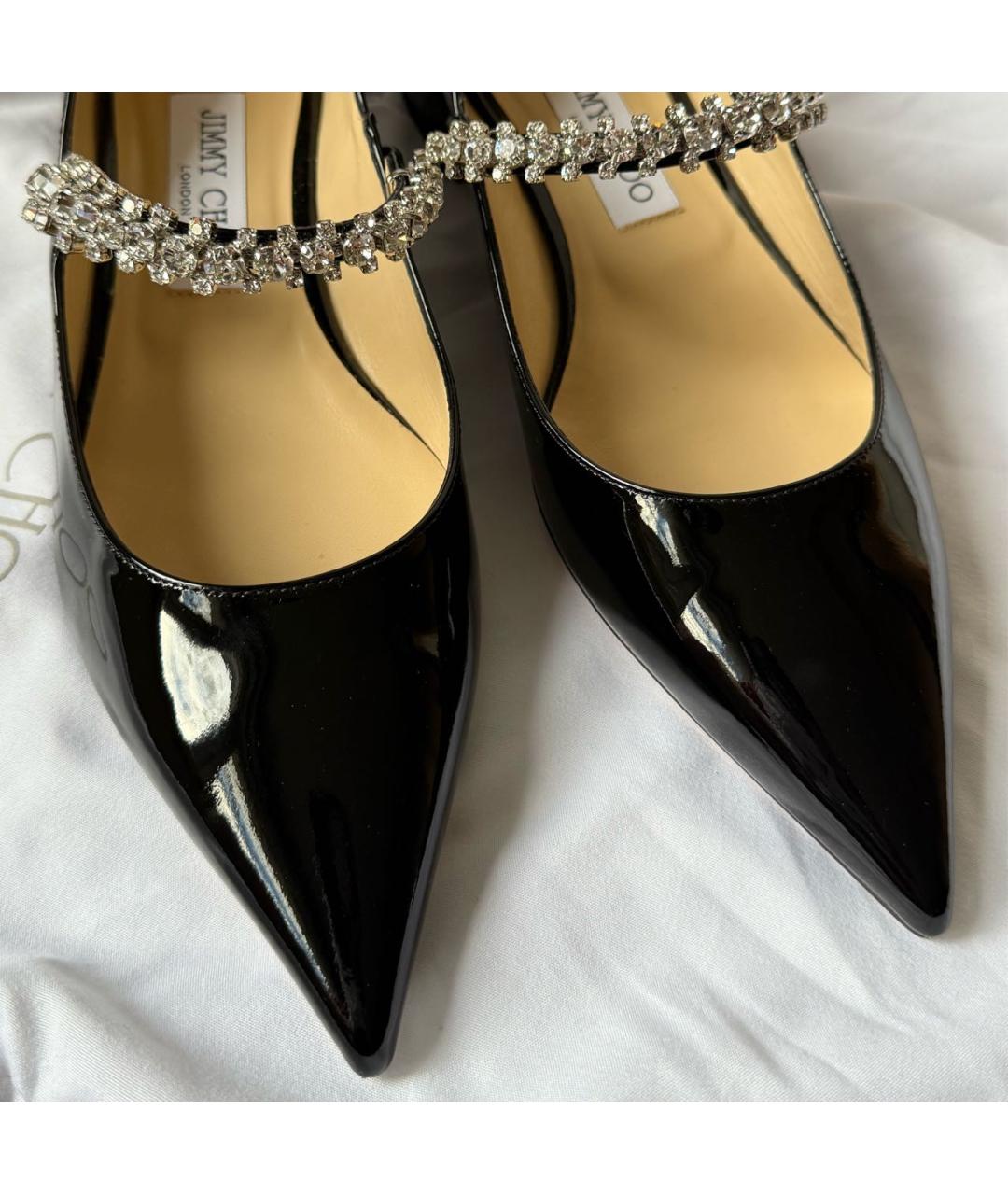 JIMMY CHOO Черные лодочки на низком каблуке из лакированной кожи, фото 7