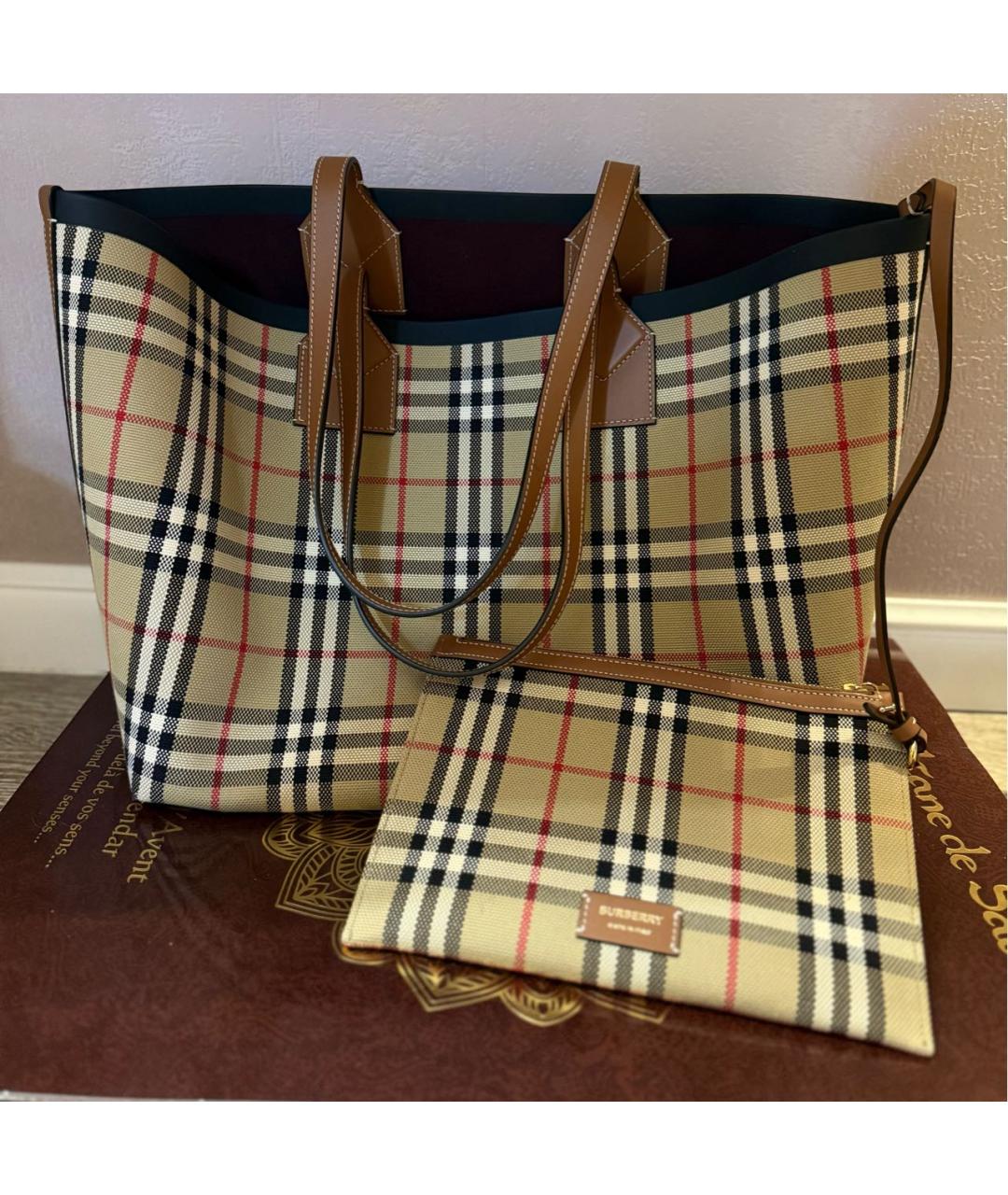 BURBERRY Бежевая сумка тоут, фото 2