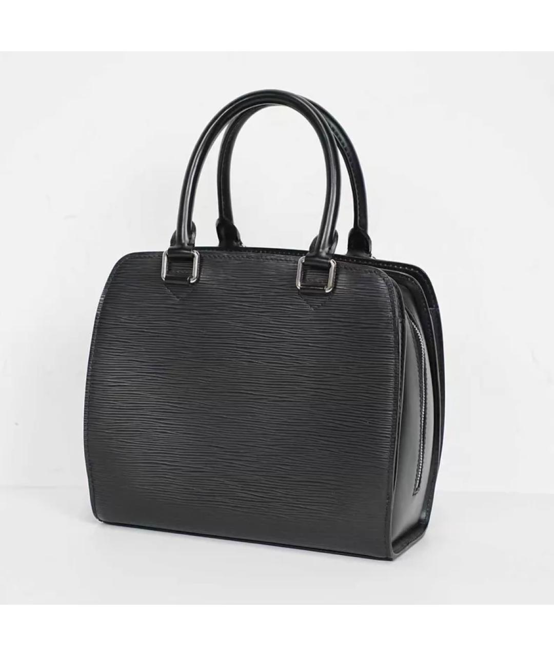 LOUIS VUITTON Черная кожаная сумка с короткими ручками, фото 10