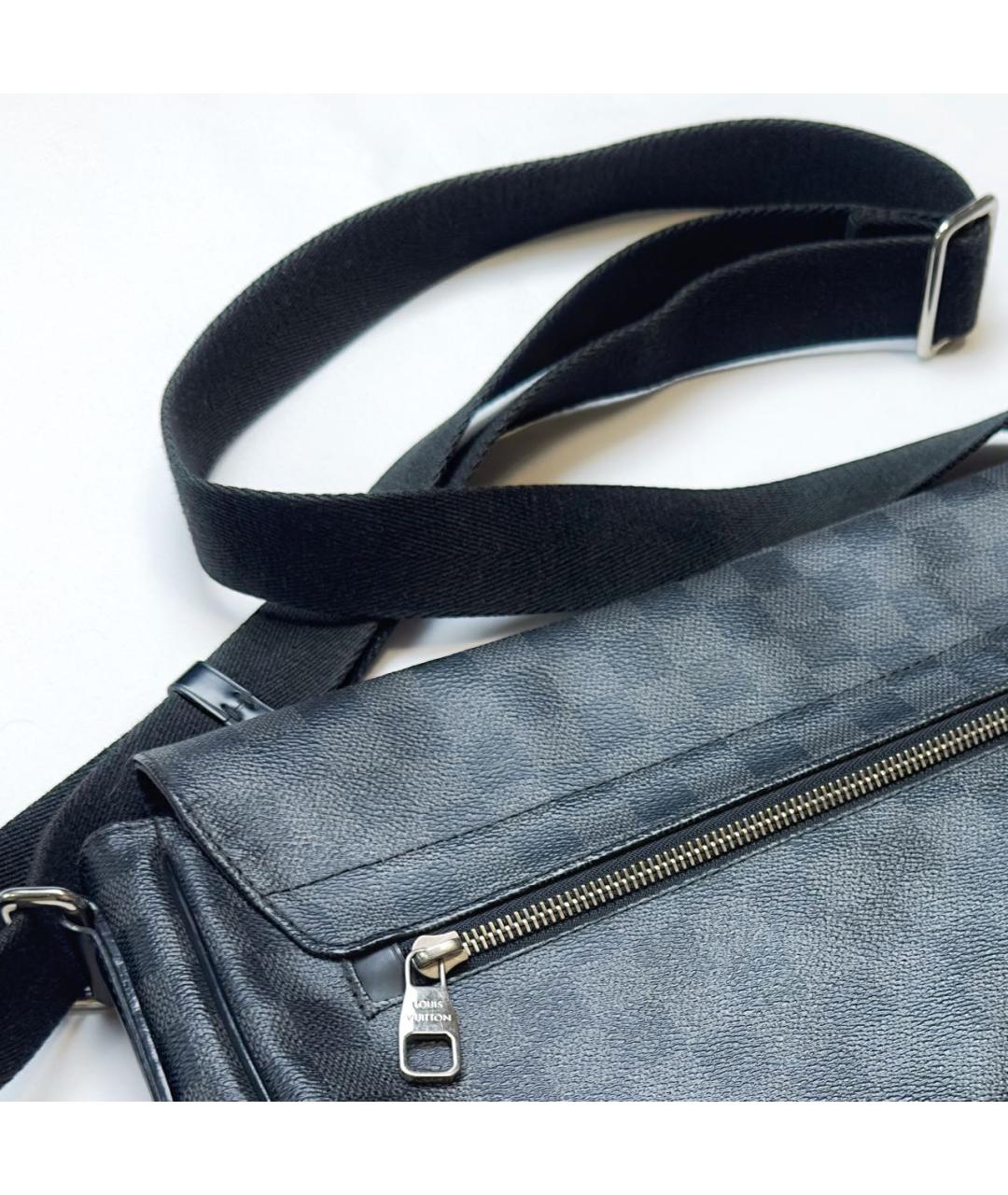 LOUIS VUITTON Черная кожаная сумка на плечо, фото 6