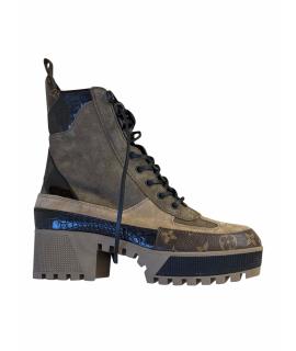 LOUIS VUITTON Ботинки