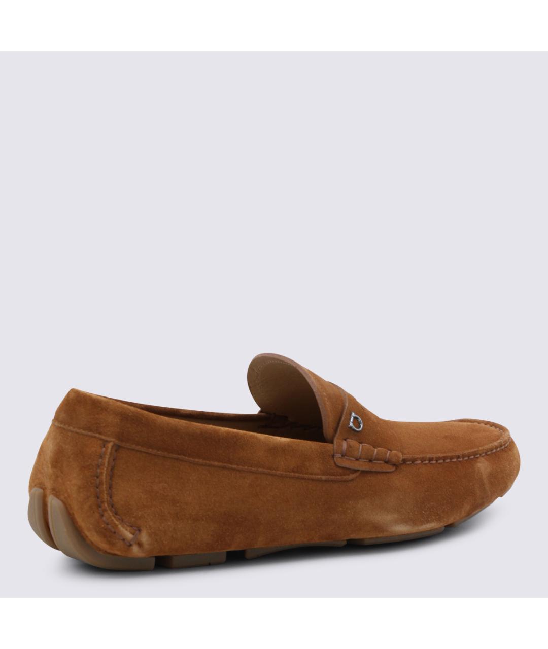 FERRAGAMO Коричневые замшевые мокасины, фото 3