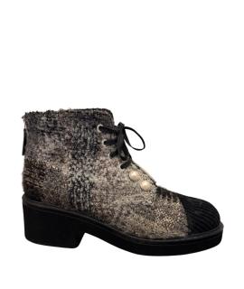 CHANEL Ботинки