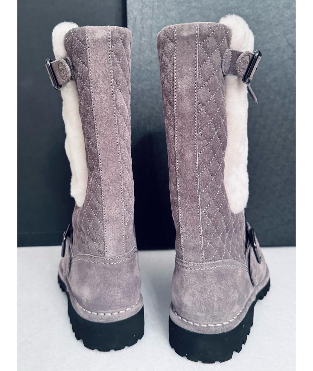 CHANEL Серые замшевые сапоги, фото 4