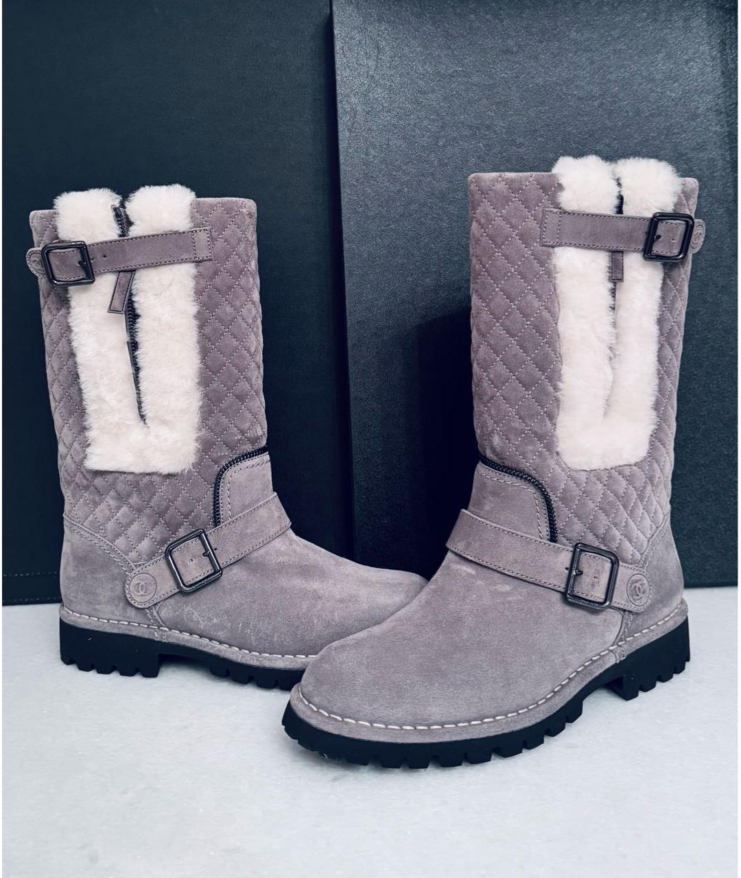 CHANEL Серые замшевые сапоги, фото 3