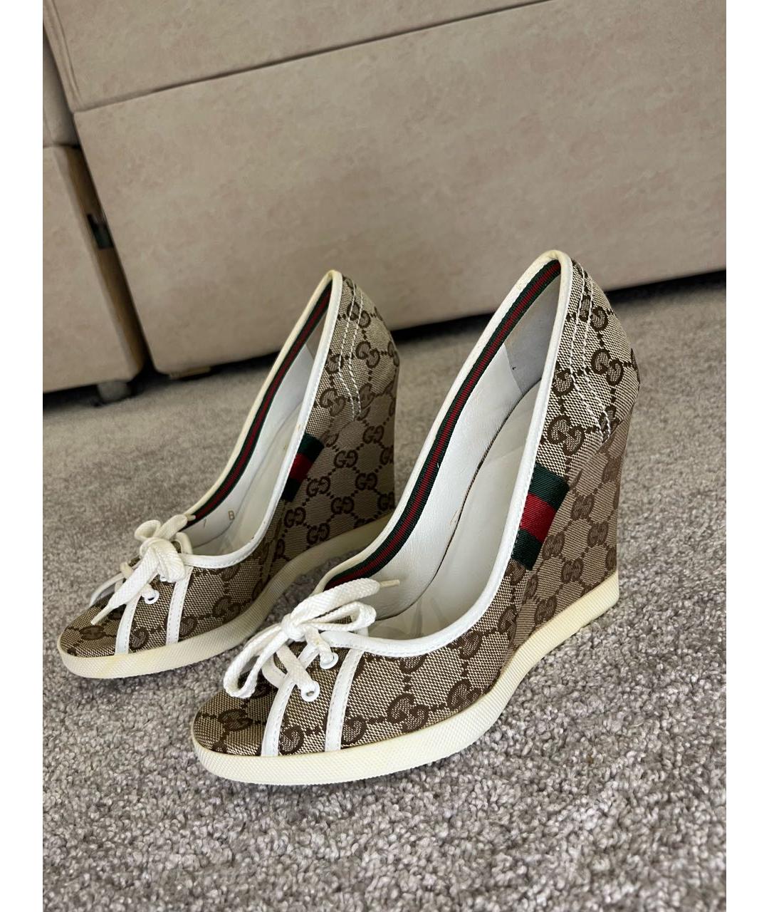 GUCCI Коричневые текстильные босоножки, фото 3