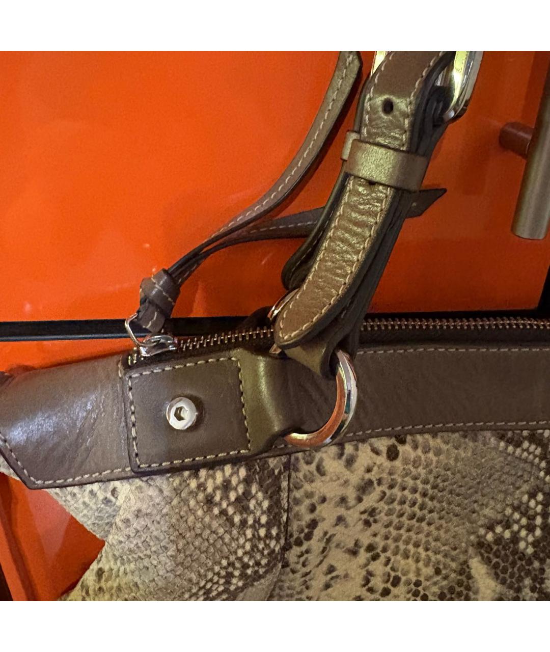 COCCINELLE Коричневая кожаная сумка через плечо, фото 6