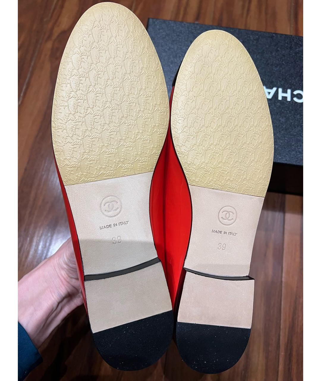 CHANEL Красные балетки из лакированной кожи, фото 5