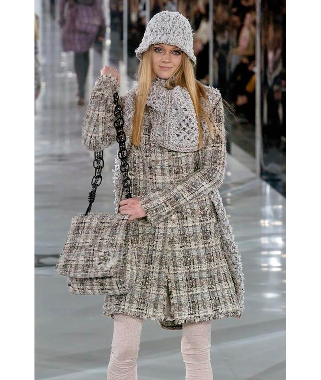 CHANEL Серое твидовое пальто, фото 3