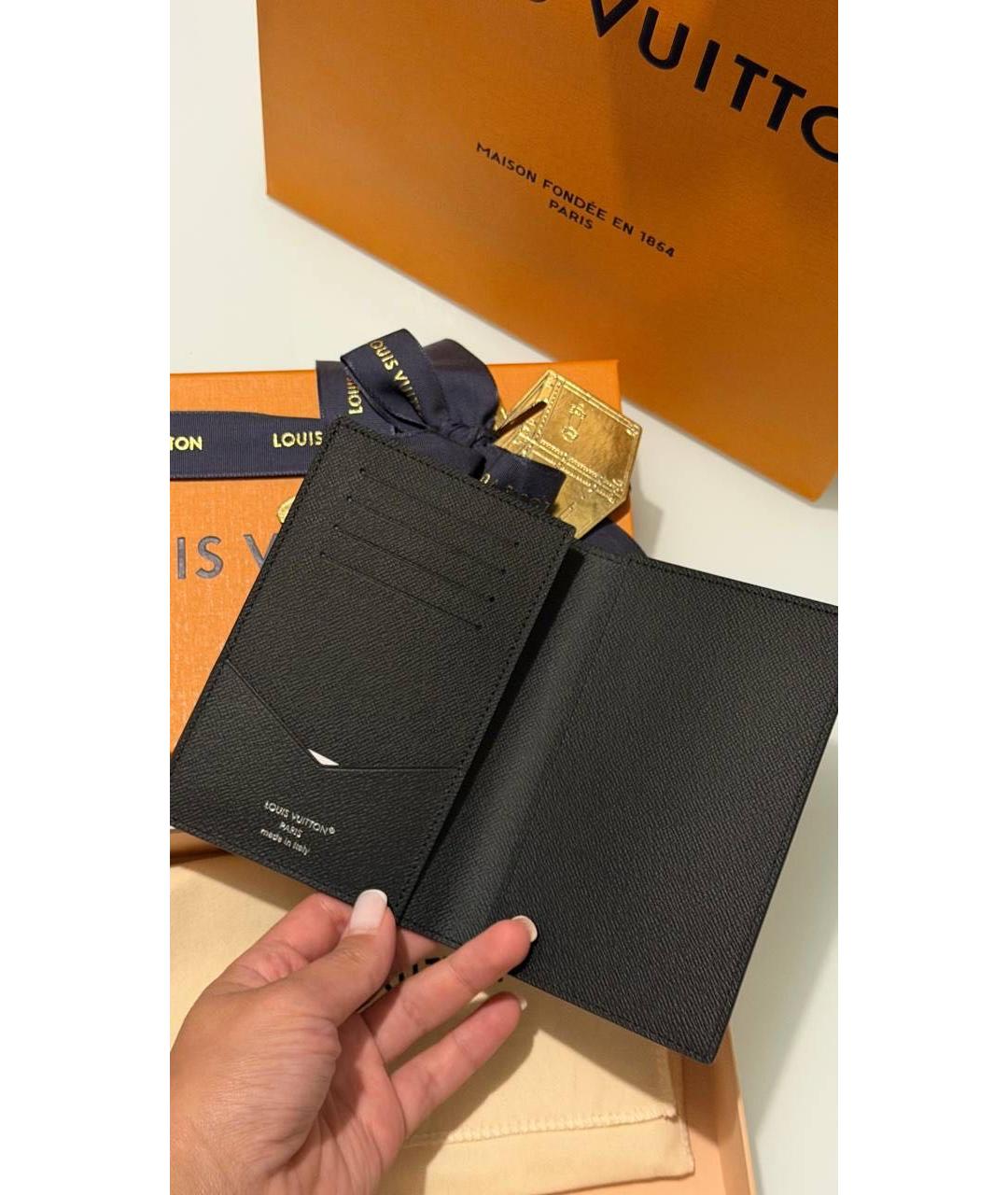 LOUIS VUITTON Черный кошелек, фото 3