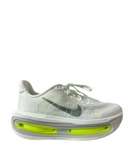 NIKE Кроссовки