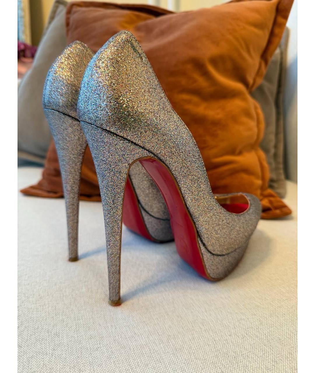 CHRISTIAN LOUBOUTIN Серебряные кожаные туфли, фото 3
