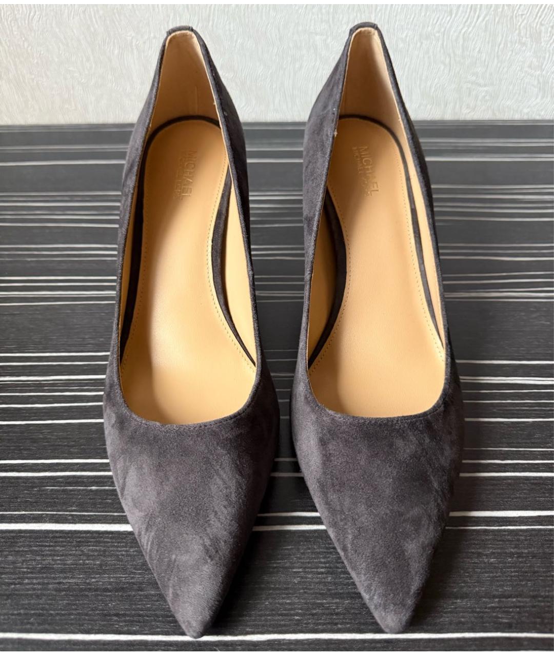 MICHAEL KORS Серые замшевые туфли, фото 3