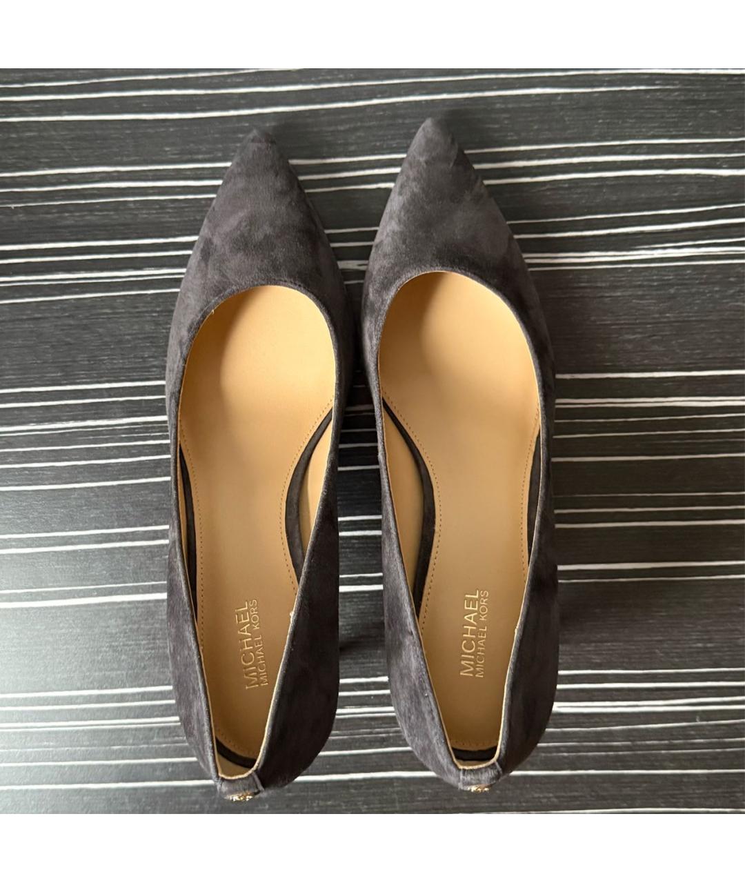 MICHAEL KORS Серые замшевые туфли, фото 4
