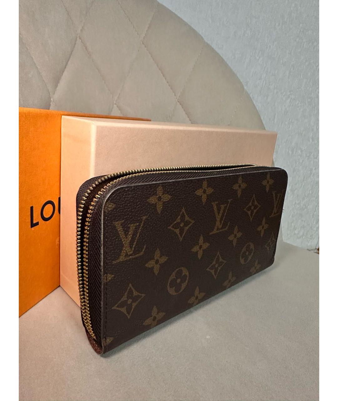 LOUIS VUITTON Коричневый кожаный кошелек, фото 2