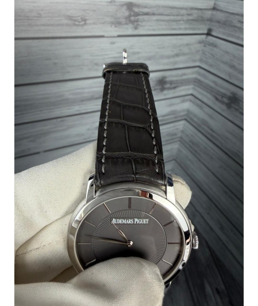 Audemars Piguet Серые часы из белого золота, фото 2