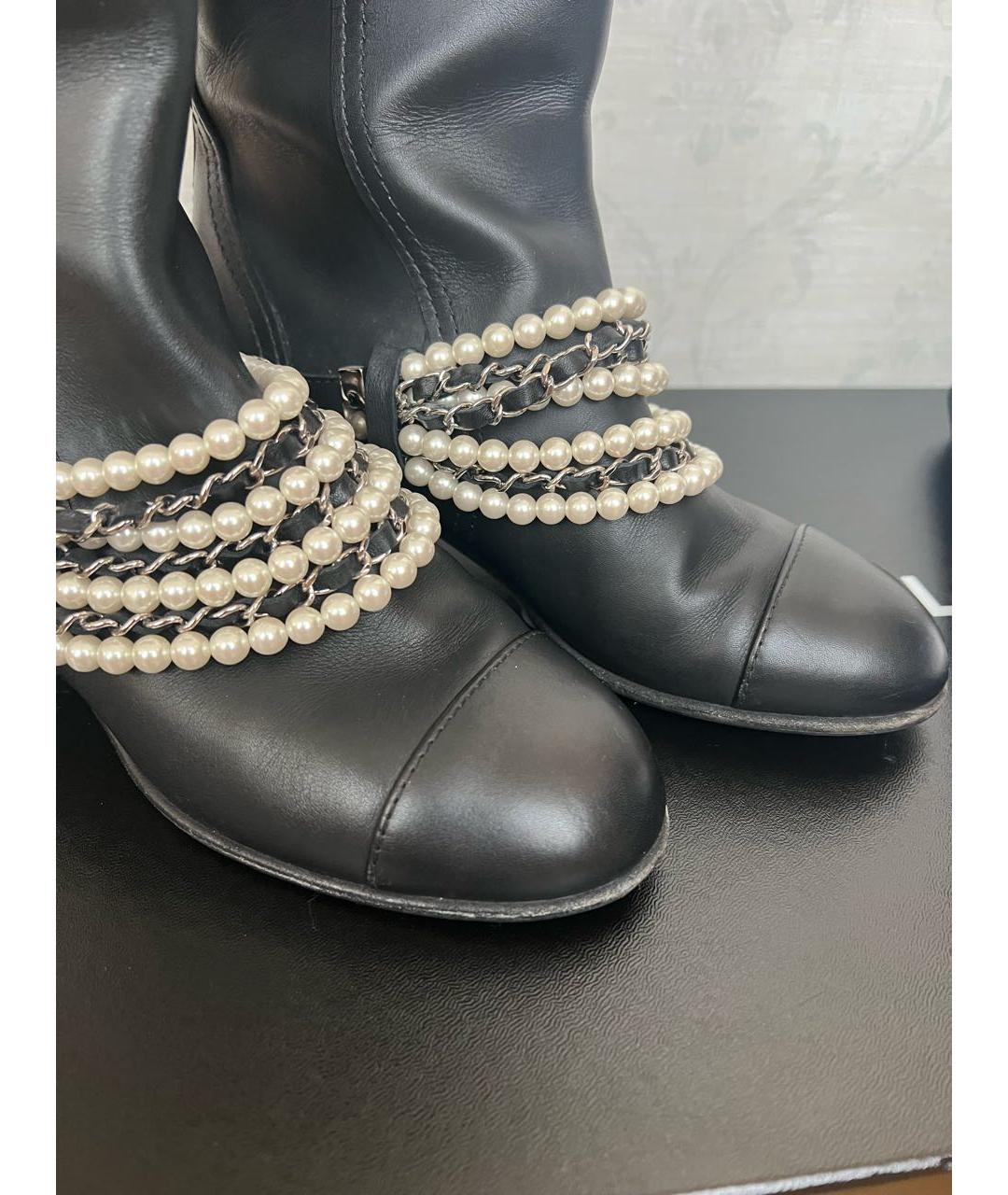 CHANEL Черные кожаные сапоги, фото 3
