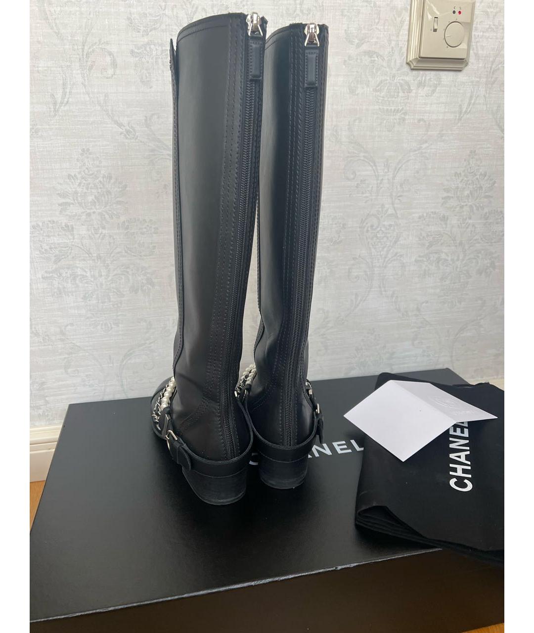 CHANEL Черные кожаные сапоги, фото 4