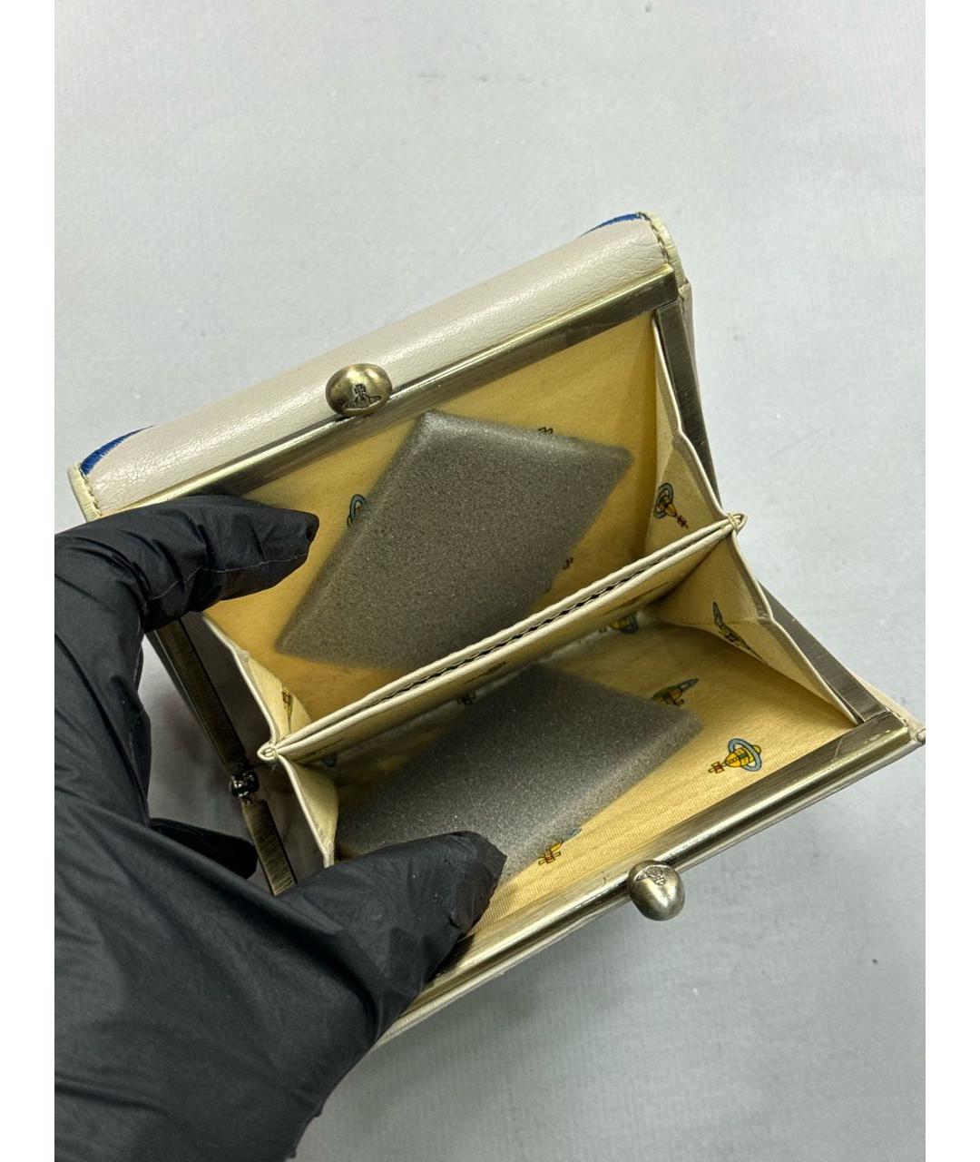 VIVIENNE WESTWOOD Бежевый кожаный кошелек, фото 5