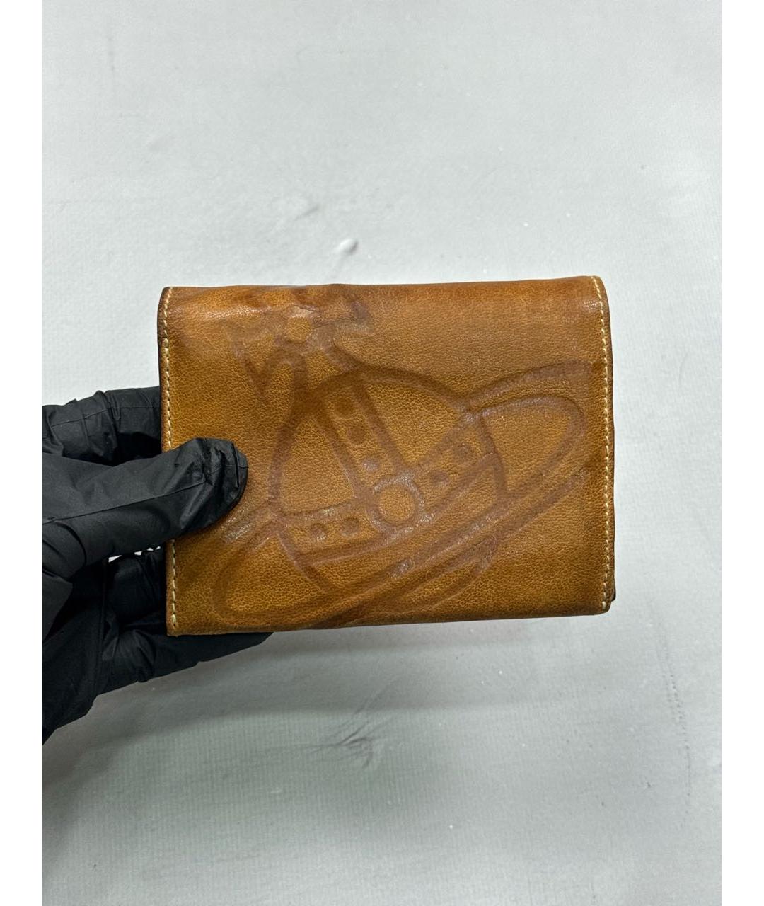 VIVIENNE WESTWOOD Коричневый кожаный кошелек, фото 2