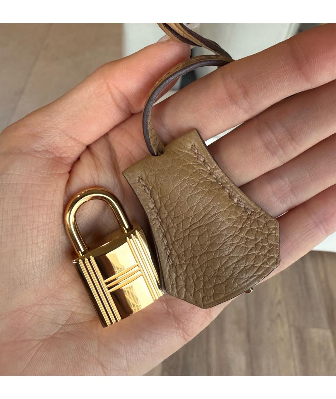 HERMES Бежевая кожаная сумка с короткими ручками, фото 8
