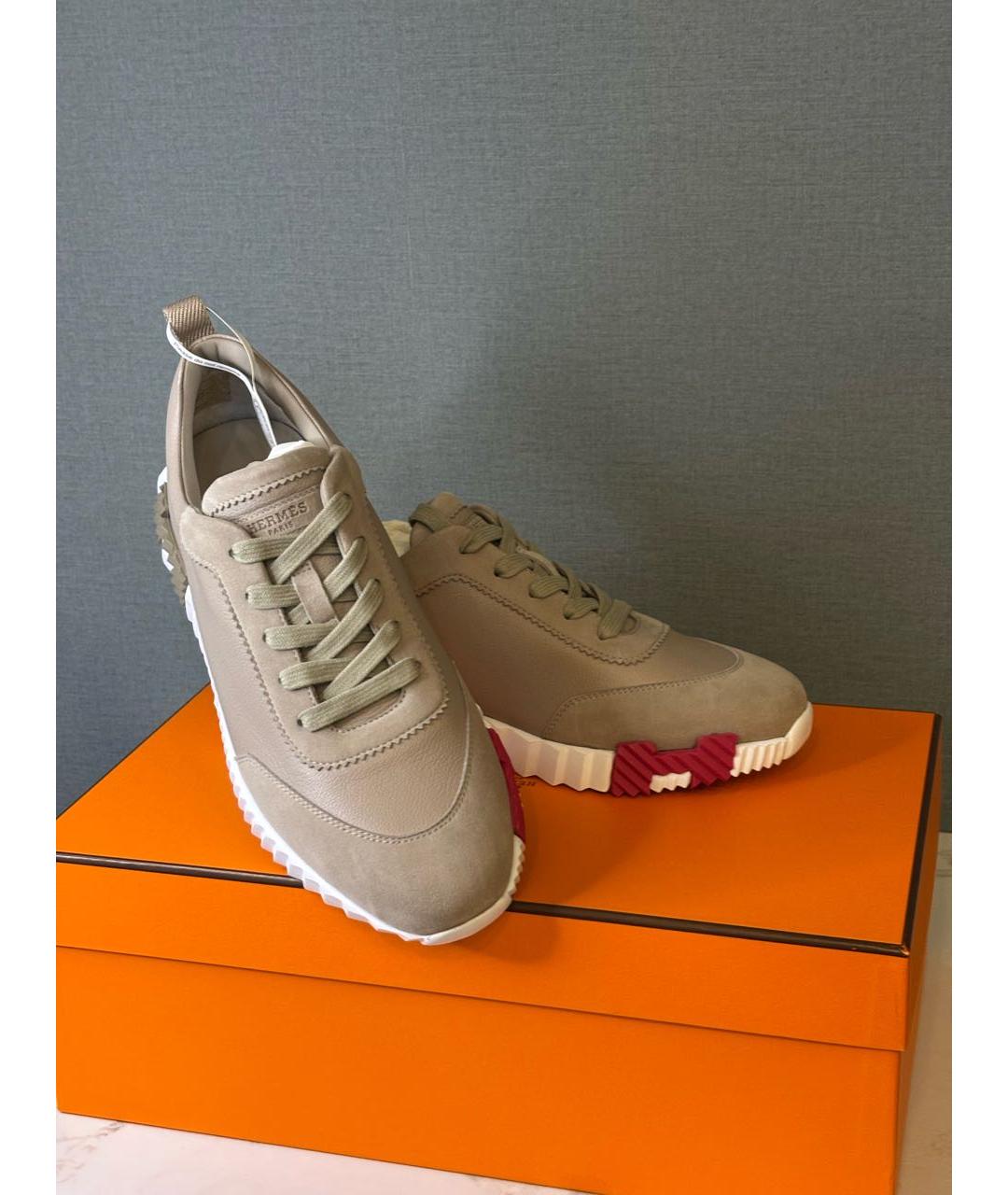 HERMES Бежевые кожаные кроссовки, фото 2