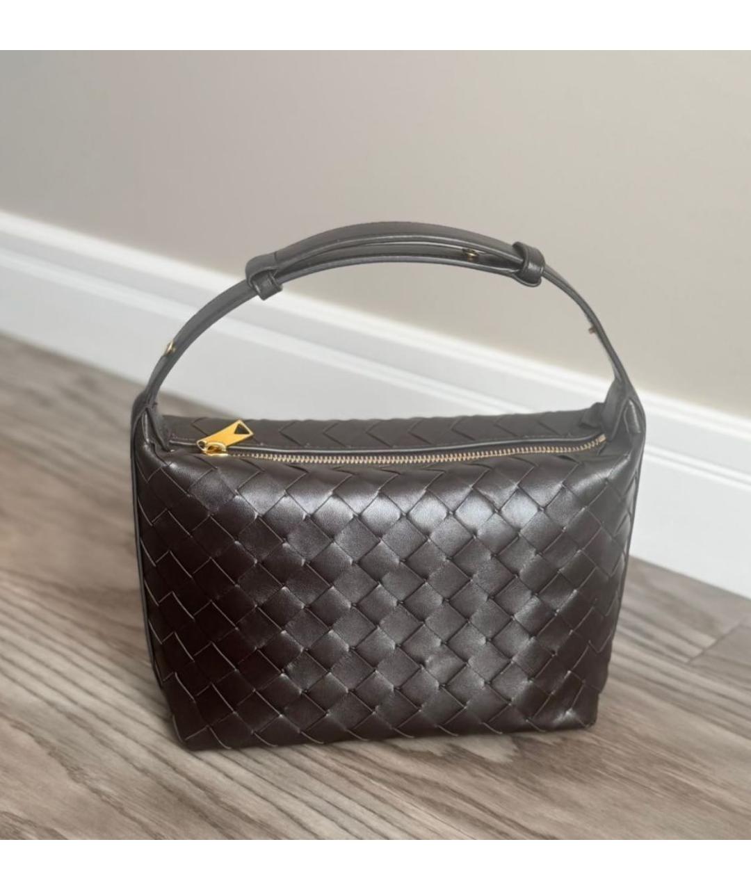 BOTTEGA VENETA Коричневая кожаная сумка с короткими ручками, фото 5